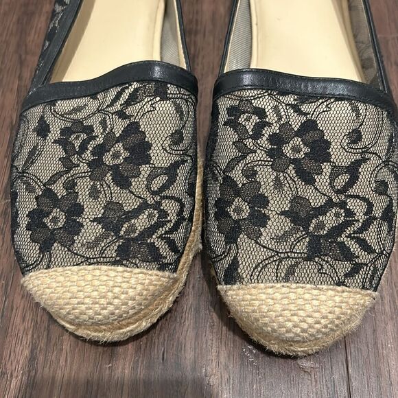 Stuart Weitzman Black Lace Platform Shoes, Size 7.5 - Picture 2 of 13
